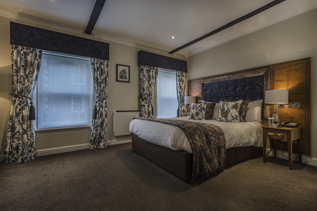 The Admiral Rodney Hotel, Horncastle, Lincolnshire Горнкасл Екстер'єр фото