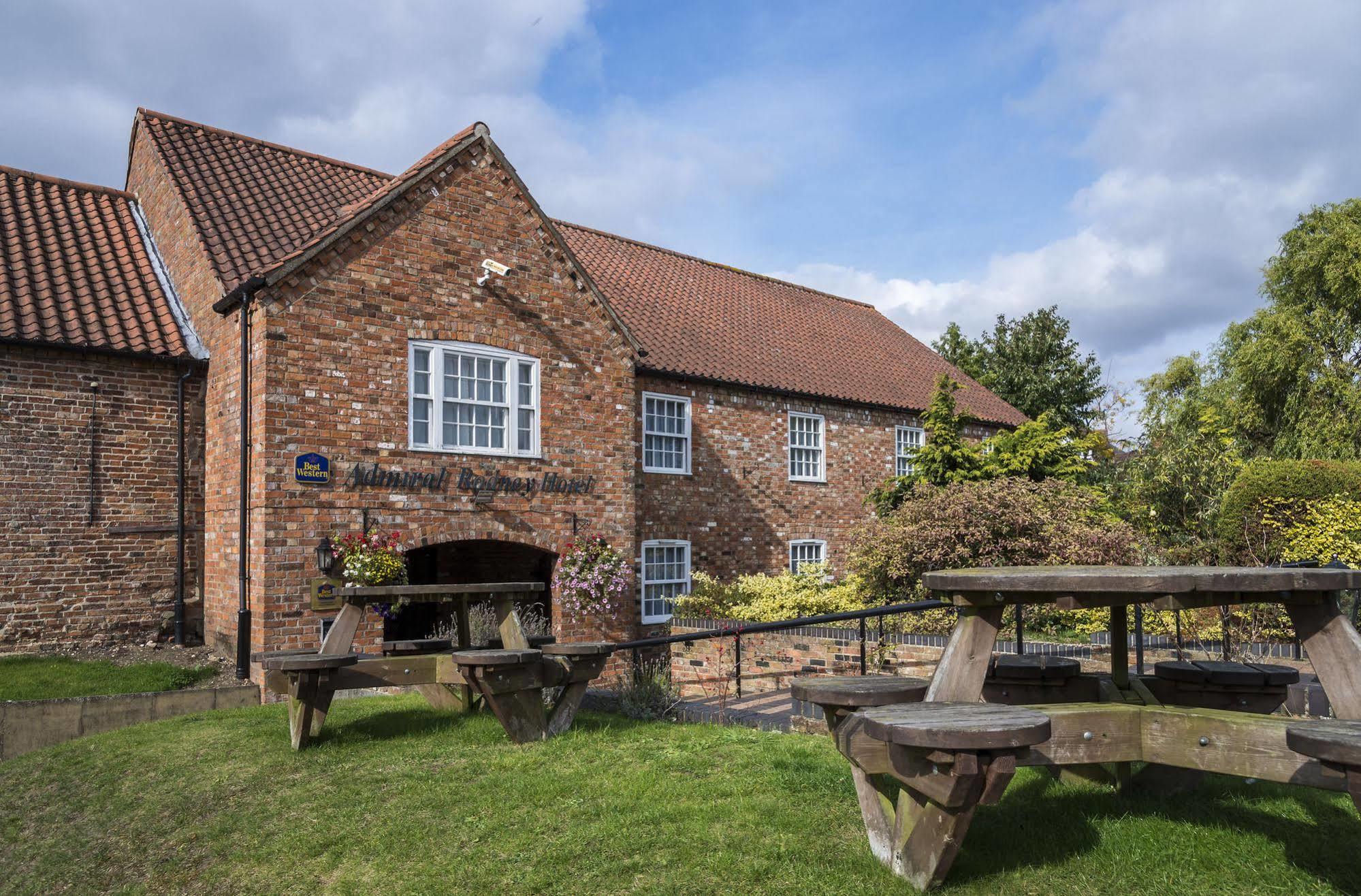 The Admiral Rodney Hotel, Horncastle, Lincolnshire Горнкасл Екстер'єр фото
